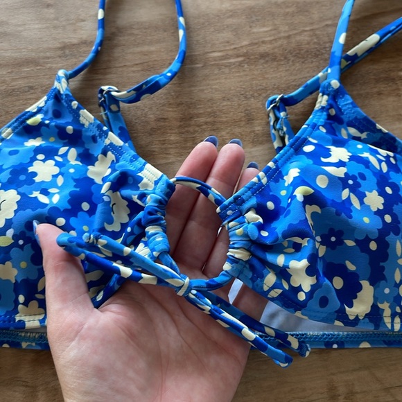 NWT SHEIN Floral Tie Front Bikini Small - Picture 5 of 8